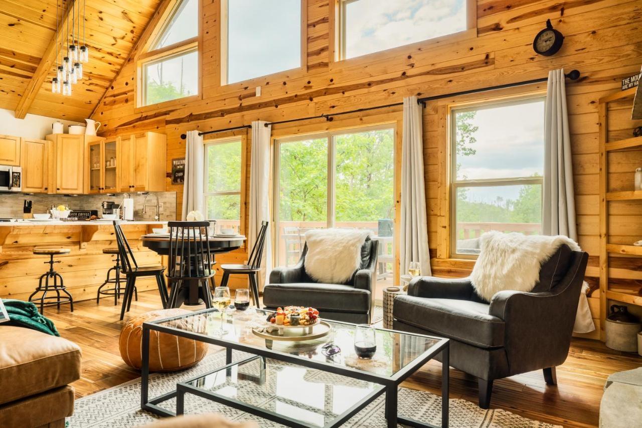 Mountainside - New Luxury Cabin-Fire Table-Hot Tub-3 Pools-Ps5-Bears Gatlinburg Exterior foto